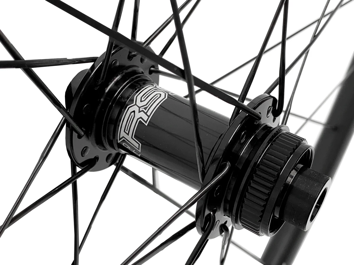 Alpina A3D 30mm Carbon Clincher Disc Brake Road Wheelset (Black) 5 Alpina A3D 30mm Carbon Clincher Disc Brake Road Wheelset (Black) - Image 5